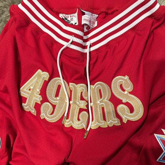 San Francisco 49ers Mitchell and Ness x Just Don Throwback NFL Shorts - M - Picture 3 of 3